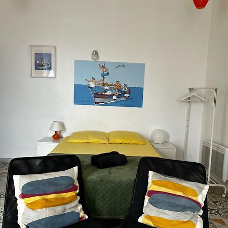 Apartamento Le Petit Malmousque Marsella Exterior foto