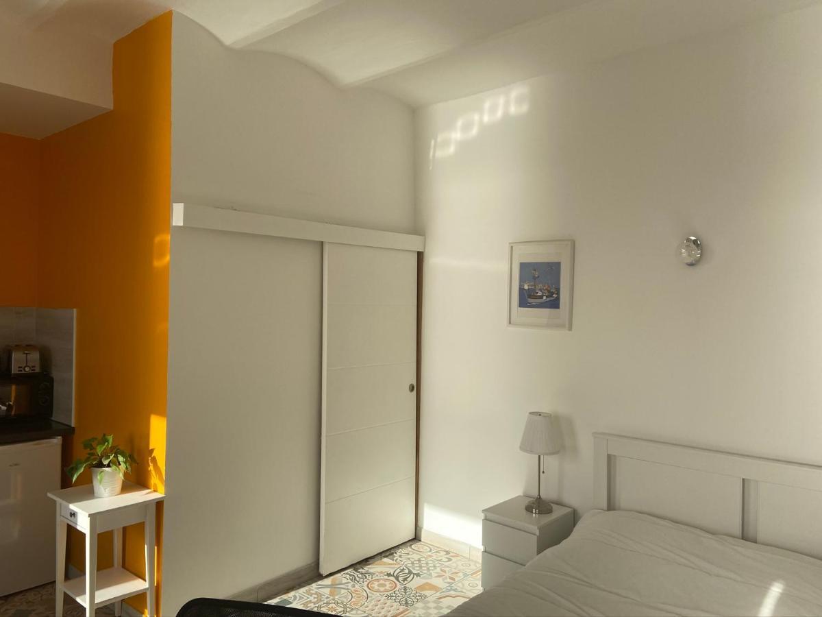 Apartamento Le Petit Malmousque Marsella Exterior foto